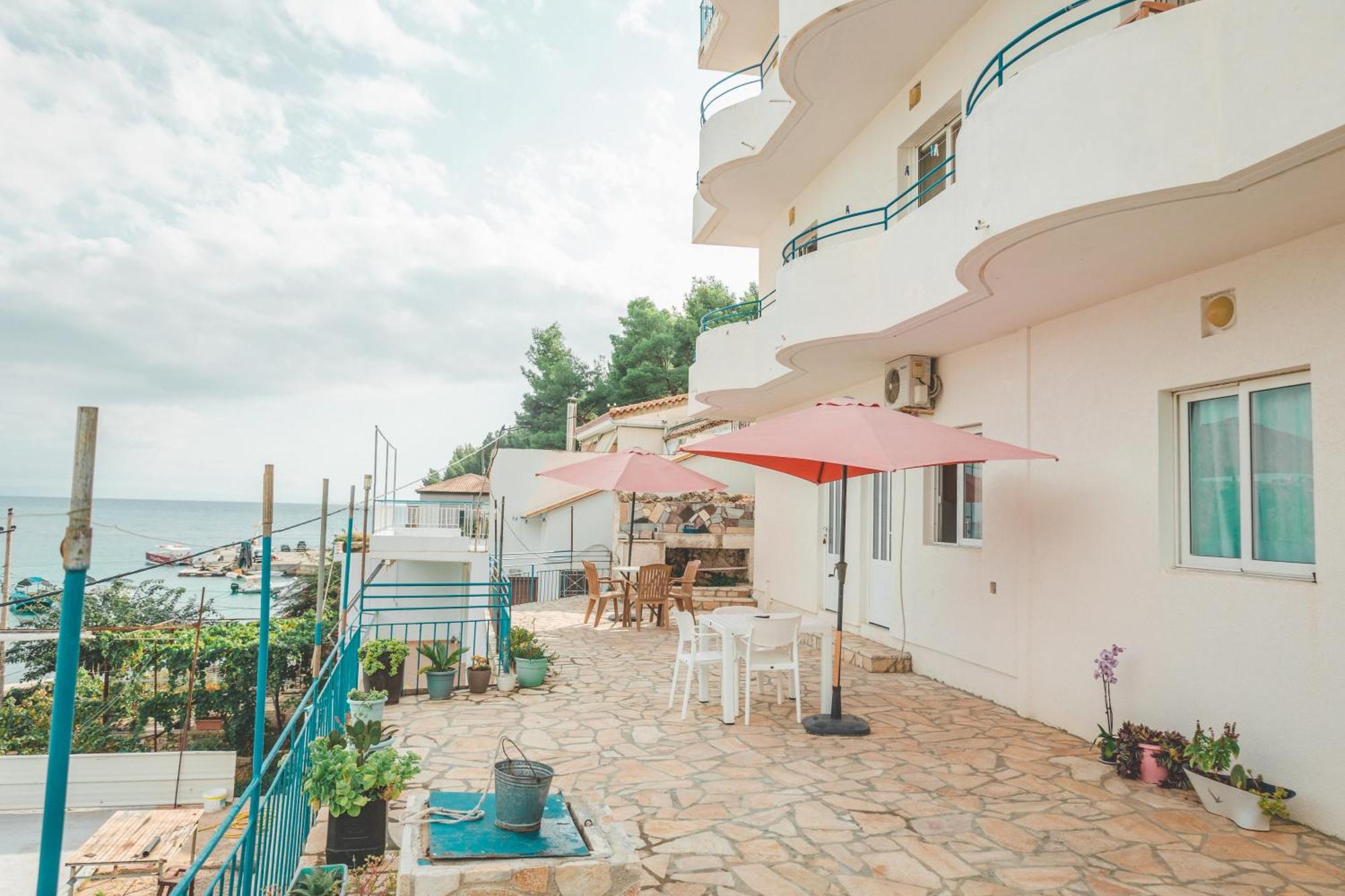 Rooms By The Sea Himara Kültér fotó